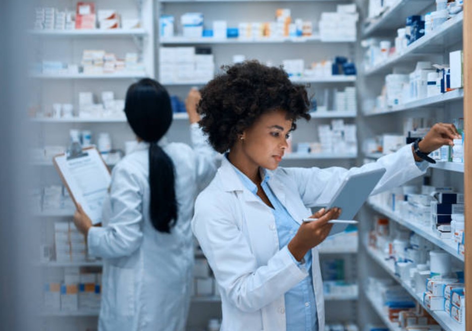 The Art of Pharmacy Medication Management: A Symphony of Care
